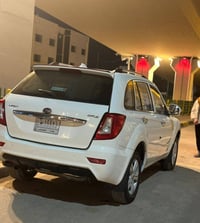 ليفان اكس ٦٠ موديل ١٦ جديد كلش كير عادي ماشيه 100الف 07838480813