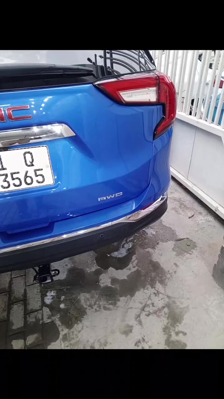 جمسي تيران موديل 2024
مواصفات SLT  معروفة 

مفتاح التشغيل بصمة وتشغيل عن بعد 

2 قطع تبريد 

5 بصمات ابواب 

صندوق كهرباء 

كشانات الامامية كهرباء 

تدفئة بالكشنات 

تدفئة مقود 

نضام سماعات BOSE

سايد بريك بصمة 

خز كشن

مخارج UBS

رادار امامي + تحديد مسار 

رادار جانبي نظام النقاط العمياء 

اشارة بالمرآة 

شاشة تدعم نظام الاندروي

كشافات امامية زنون 

حجم الاطارات 18 انج ويل كب 

حجم المحرك 4 سلندر 1500تيربو AWD

 نضام سبوارت

ناقل الحركة 9 نمر 

عداد المسافات الحالي 4000 الف مايل 

الضرر يوجد صبغ في الدعاميه

يوجد بارد خفيف في  الجاملغ  الامامي 

ايرباك دركه ودشبول + بردات ضارب 

جميع صور المزاد مرفقة بالمنشور 

السعر  مناسب 
عنوان بغداد 
للاستفسار ***********  بي وتساب
