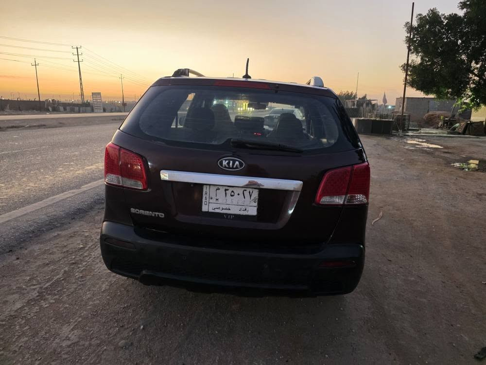 سورنتو موديل 2012جاهزة بسمنه محرك 2400 محرك وكير وحدادية وكهربايات تبريد تدفه جاهزة 5راكب السنويه 29بيها بنيدوجامالغ امامي وبيها التكمه مال السايق للبيع او مراوس باسيارة ناصي مكان السيارة الدوانية قضاء الشامية *********** ديوانية, القادسية
