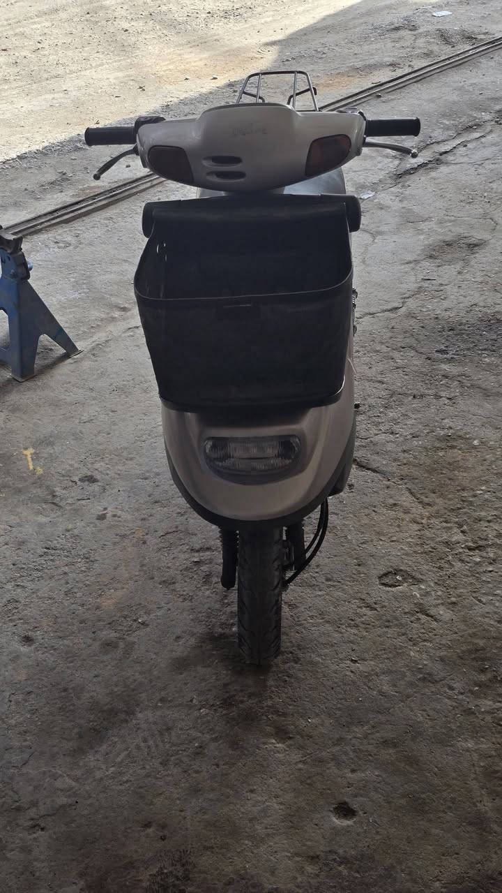 السلام عليكم منغولي حاويه للبيع ما مفتوحه ولا برغي بيها مفتوح او نمبدل دراجه حلوه ونضيفه تجي تفحص وتشوفه السعر 825 وبيها مجال حك الجيه عنواني كربلاء البوبيات
***********
