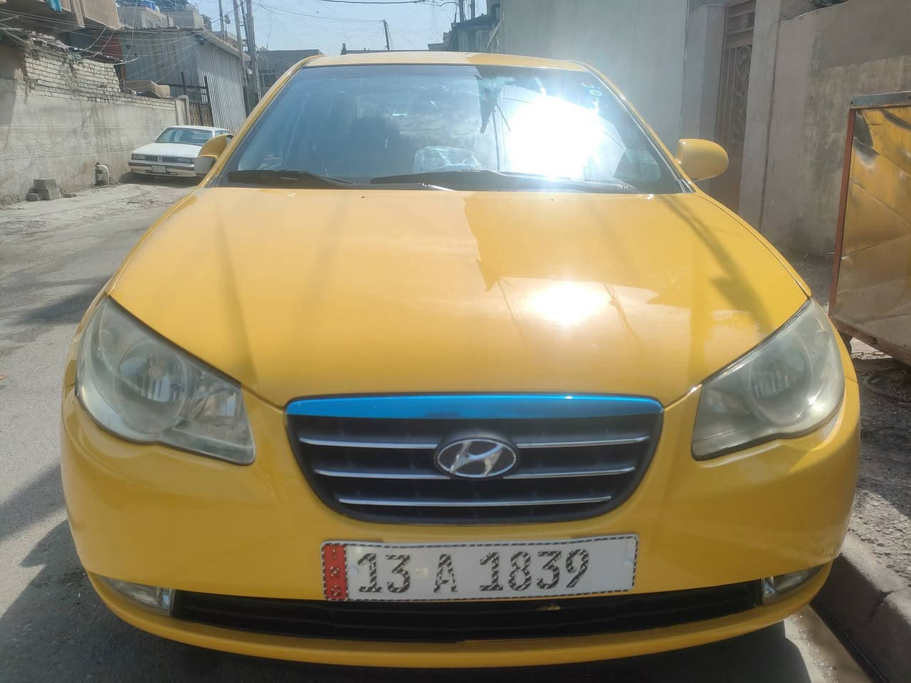 يالله سلام عليكم النترا موديل 9 خليجي مصفره هيئه وغرامات رقم ميسان مميز مشروع وطني مكينه 1600دكشن عالي  سياره عليها ادامه عاامه صدر حداديه تخم تاير منضومه تبريد منضومه مي منضومه زنون سياره مال جناي مبدل بيها فقط بنيد اثر طخه سياره صبغه جديده السعر 98 وبيها مجال مكان بغداد جميله والشراي يتصل ***********
