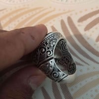 محبس • فضة ٩٩٠ • قابل للتفاوض