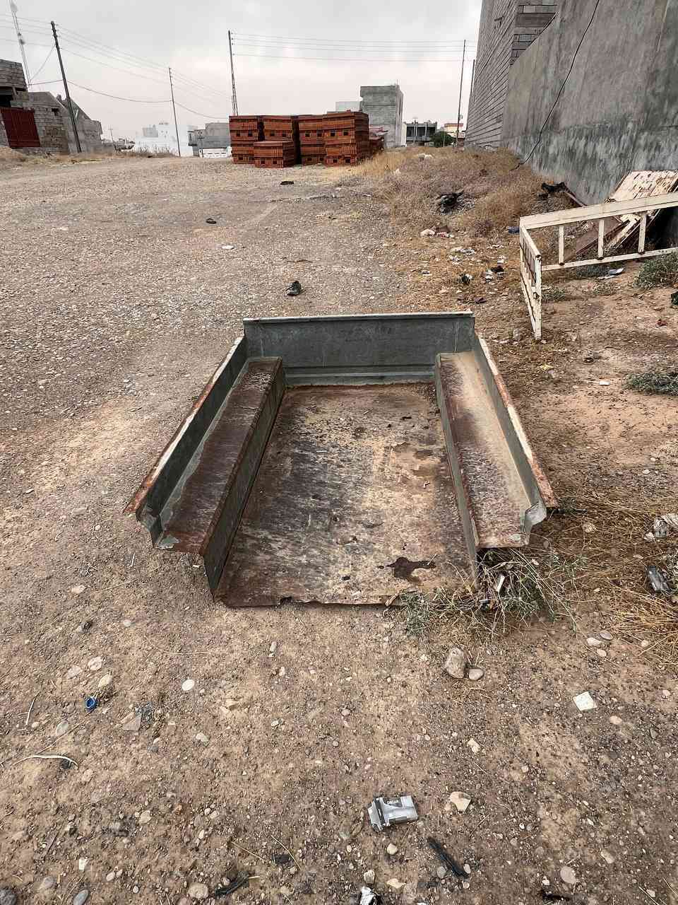 محجر بيكم وغلاق بدي بيكم ٨٠ للبيع نضاف شرط وجامات بيكم عدد ٢ نضاف شرط السعر خاص ***********
