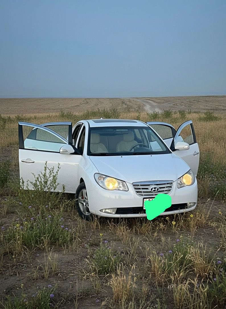 سلام عليكم ورحمة 
النترا موديل 2011 
الون ابيض 
محرك 16 دكشن عالي بدون فتح 
رقم سليمانيه جديد دولي بسمي 
داخل ملكي اصفر 
ويل كروم 
اشاير بل مري شفط 
فتحه سقف سلايت 
سياره كلين بدون صبغ 
سياره مال بيت جاهزه من كلشي 
صدر خلفي امامي جديد 
تواير اربعه جديد 
سياره ستخدام شخصي مال بيت 
نضافه فول وحله من الصور بعد وجاهزه خير وبركه 
بلعافيه ع ياخذها 
سعره 123 وبيه مجال بيع نقد فقط 
مكان سياره صلاح الدين شرقاط 
ملاحضه سونار معاها فحص  ***********
