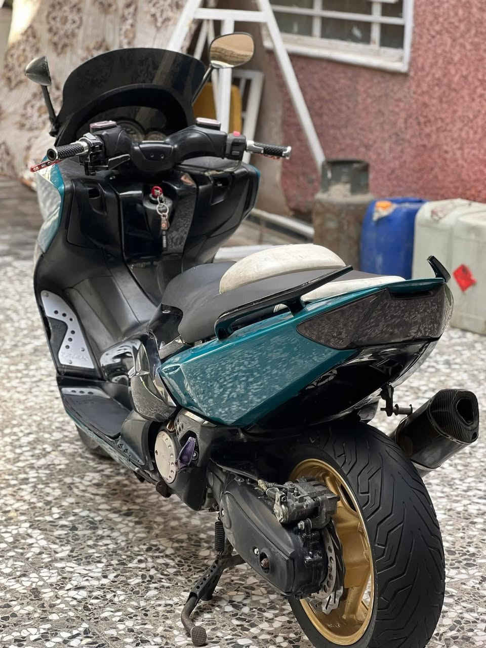 السلام عليكم تيماكس 2011 مكفوله كفاله عامه مكينه برغي ممفتوح بيه  نضام سكيورتي اي بي اس كلجات كفاله سعر 20 ورقه وبيه مجال *********** بغداد حي البنوك
