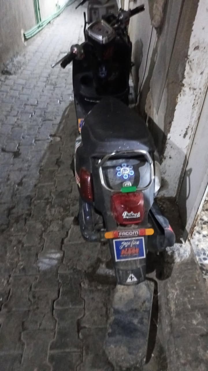 سلام عليكم عدي هاي دراجه كامكو بيه راجز سلف عطلان وعوزه باتري وكتف شحن اني خاله ما استخدمه وما عدي مجال اسوي بيع ومراوس بجهاز حسب لقناعه عنوان بغداد شارع حيفا للتواصل ***********
