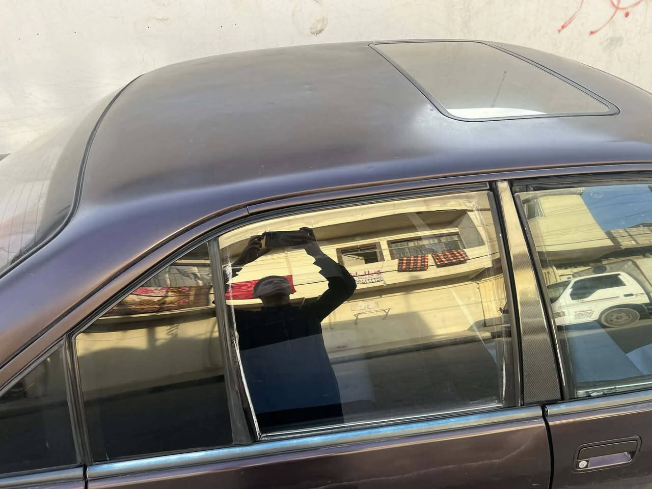 اوبل اوميكا اسود باذنجاني 🔹
موديل 1992🔹
هزة 2025🔹
رقم انكليزي🔹
شرعيها موجود 🔹
شرط الوكالة والتحويل🔹
كير جديد بالكارتون صارلي ٣ اشهر من شديته🔺
محرك شرط لاتنقيص ولاتبخير ولا رخاوة 🔷
شرط ترايك بصرة 🔹
طخم نوزلات جديد 🔹
طخم بلكات جديد 🔹
تايرات نص عمر 🔶
تدفئة شغالة 🔹
صبغ بخ فقط صندوك وسقف وبوند شرط بدون ضرر 🔶
الشواصي مالتها  بدون خيسان 🔶
كوبون بانزين 🟢
فتحة سقف 🔹
والباقي كدام العين 🔷
طلبتها 40 وبيها مجال 🔶
(((***********)))
