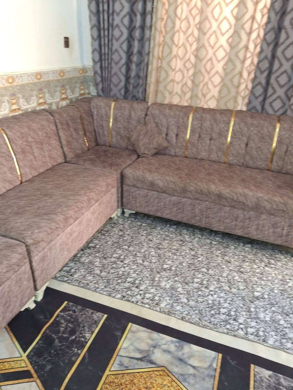 السلام عليكم عيني متوفر عندي ديوان بهل جمال لونه رصاصي سعره 150 مكاني بغداد الدوره ابو دشير 🔥💯💯💯💯.


**إذا كنت صاحب هذا الإعلان وتريد حذفه لأي سبب، رجاءا أرسل رسالة إلى الدعم الفني**