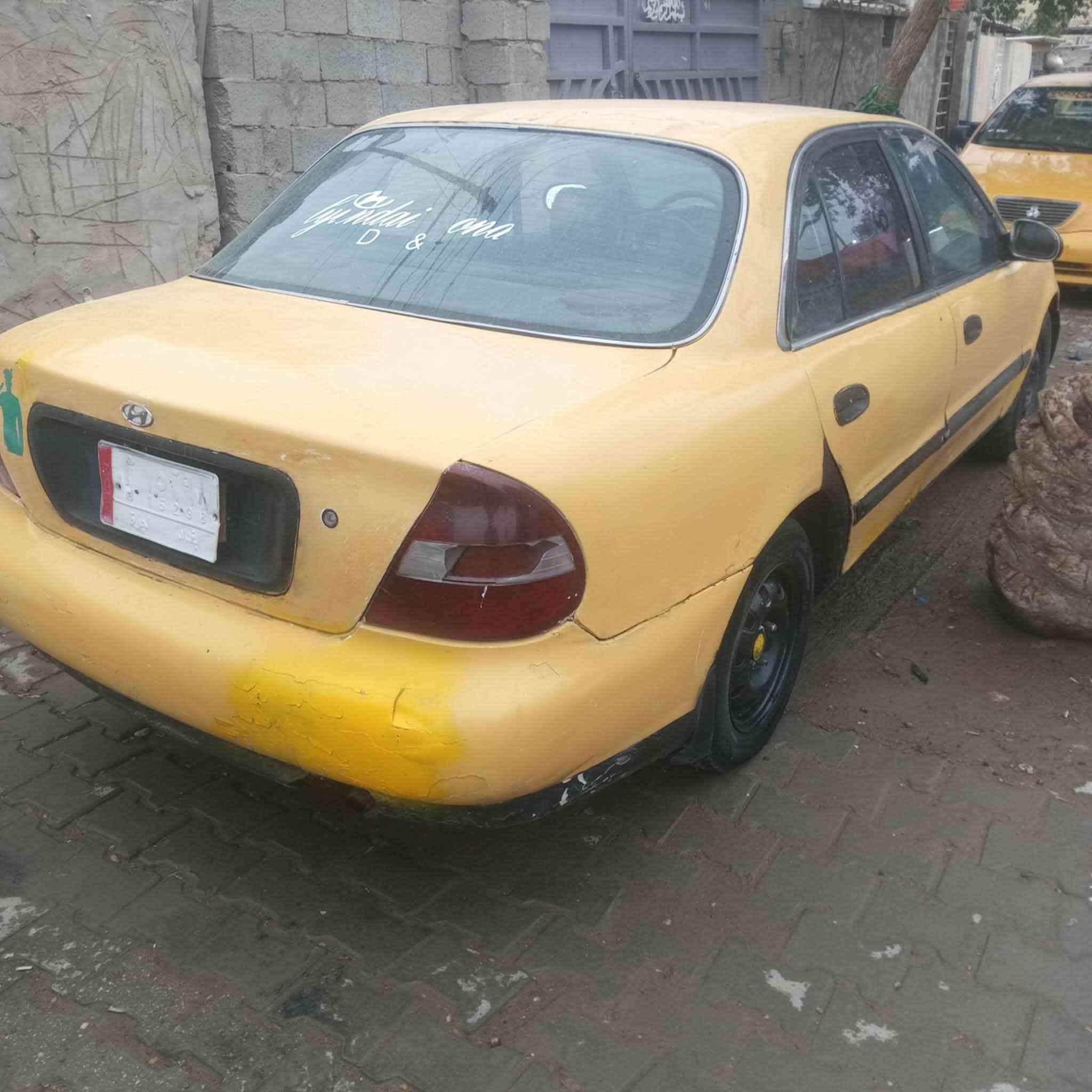 سلام عليكم سوناته 2000نقص عينه وصينه السعر 11وبيهه مجال وترهم مراوس بسايبه ***********
