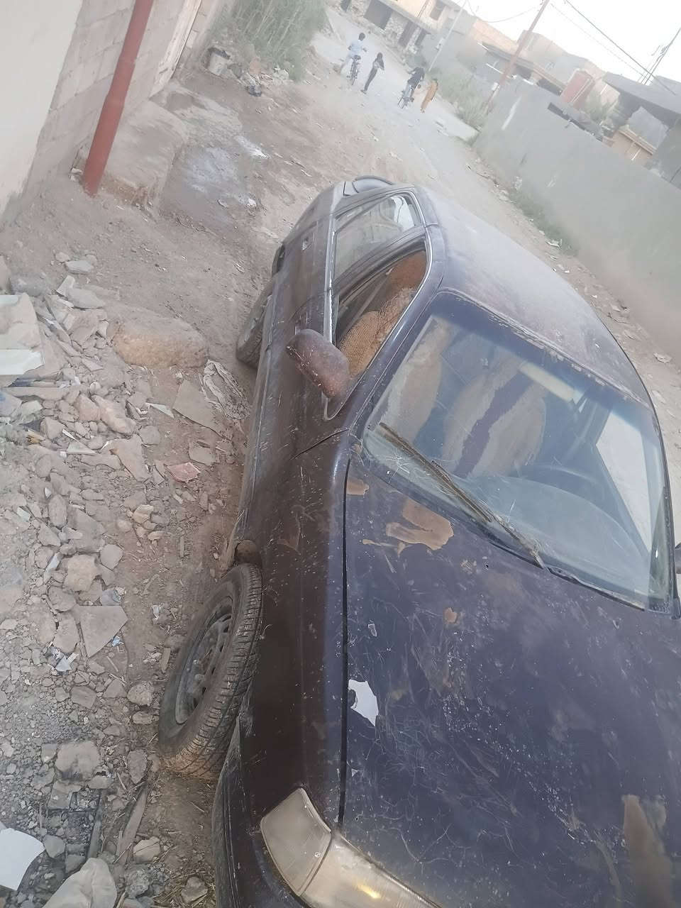النترة دمعة موديل 92 رقم نجف تخم تاتر جديدباتري محرك جديد كيرها موشي  صدرنص ونص سعرها 15$ وبيها مجال عنوان واسط قضاء الزبيديه رقم الهاتف ***********
