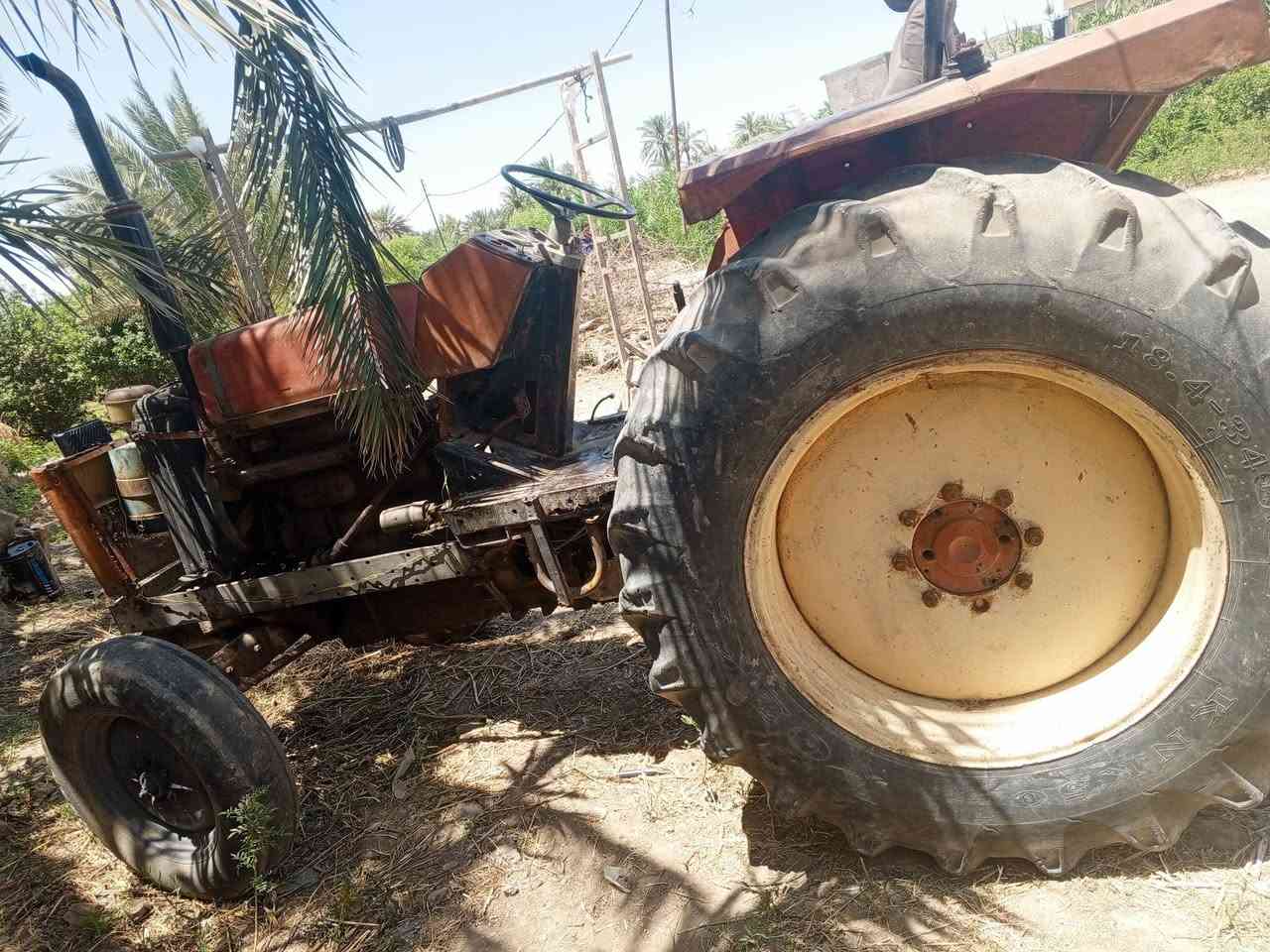 من رخصت الادمن السلام عليكم مكينه ثمانين للبيع عل وضعه محرك مكفول كير جديد الكشركدام العين مثل ماواضح بل صوره بدون سنويه العنوان ديالى الخالص التحويله/السعر 3500/وبيع مجال/رقم الهاتف ***********
