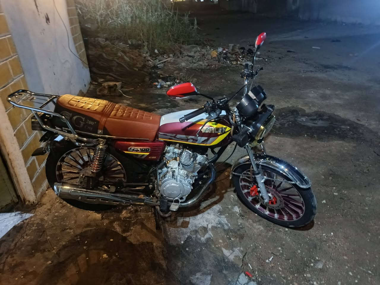 يا الله دراجه موديل 24 شكل 25 دراجه كله شغاله ودشفول يعرض فيديو سعره 800 وبي مجال الاستفسار ***********
