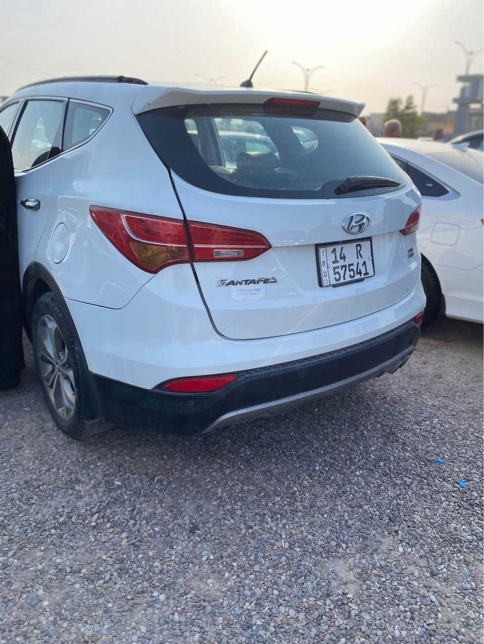 سنتافي موديل 2014 
سعر سياره 145 بيها مجال 
بيها بارد جهة السايق 

‭+964 775 093 9995‬ البصرة, العراق
