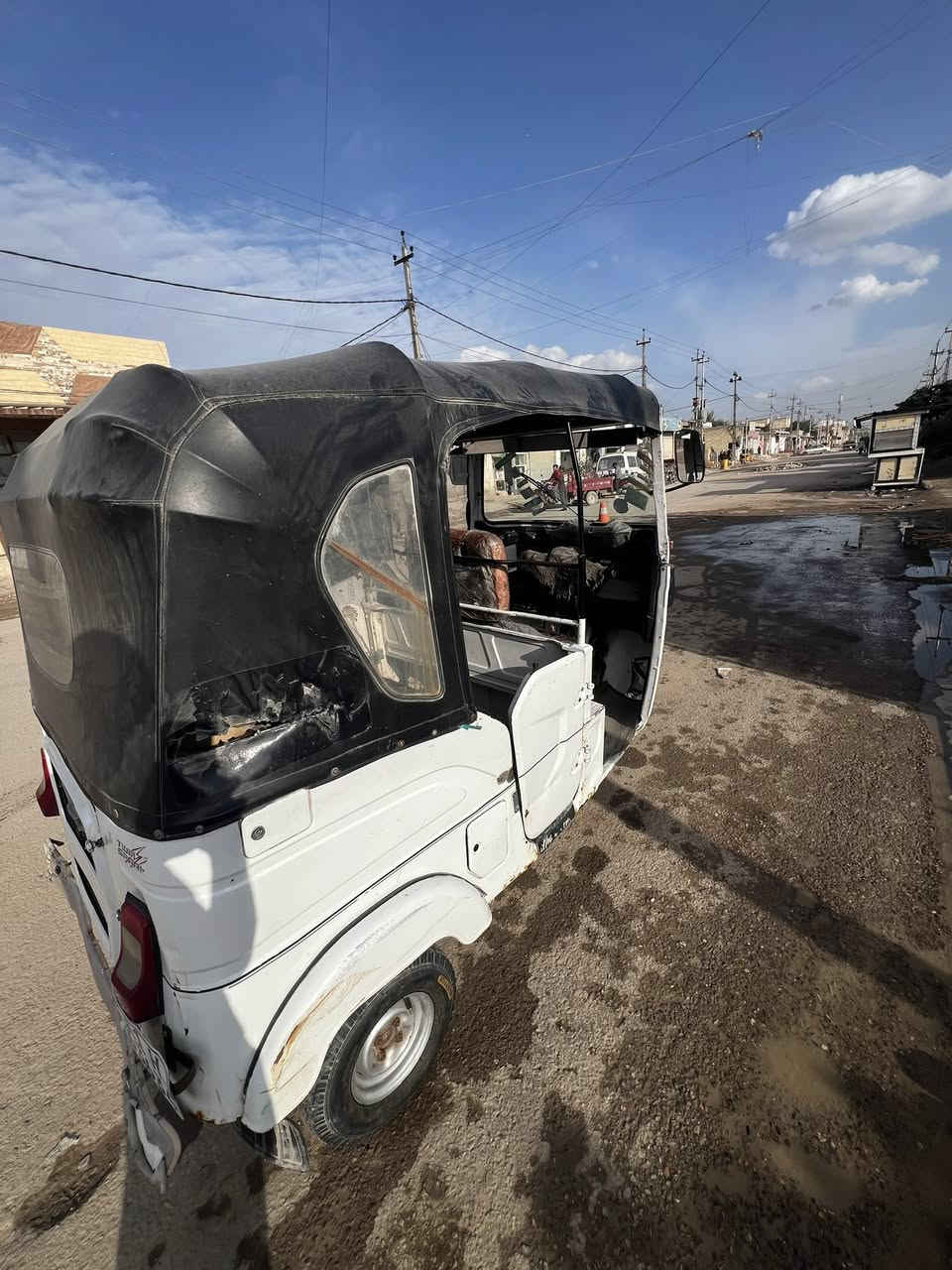 سلام عليكم تكتك البيع 21شهر12يوم 28بيه تلضيحات بسيطه رقم وسنويه مكينه مفتوحه بس مكفوله لاتنقيص ولاتبخير عنوان حي اور سبع قصور رقم***********سعر ب7وبيه مجال بسيط
