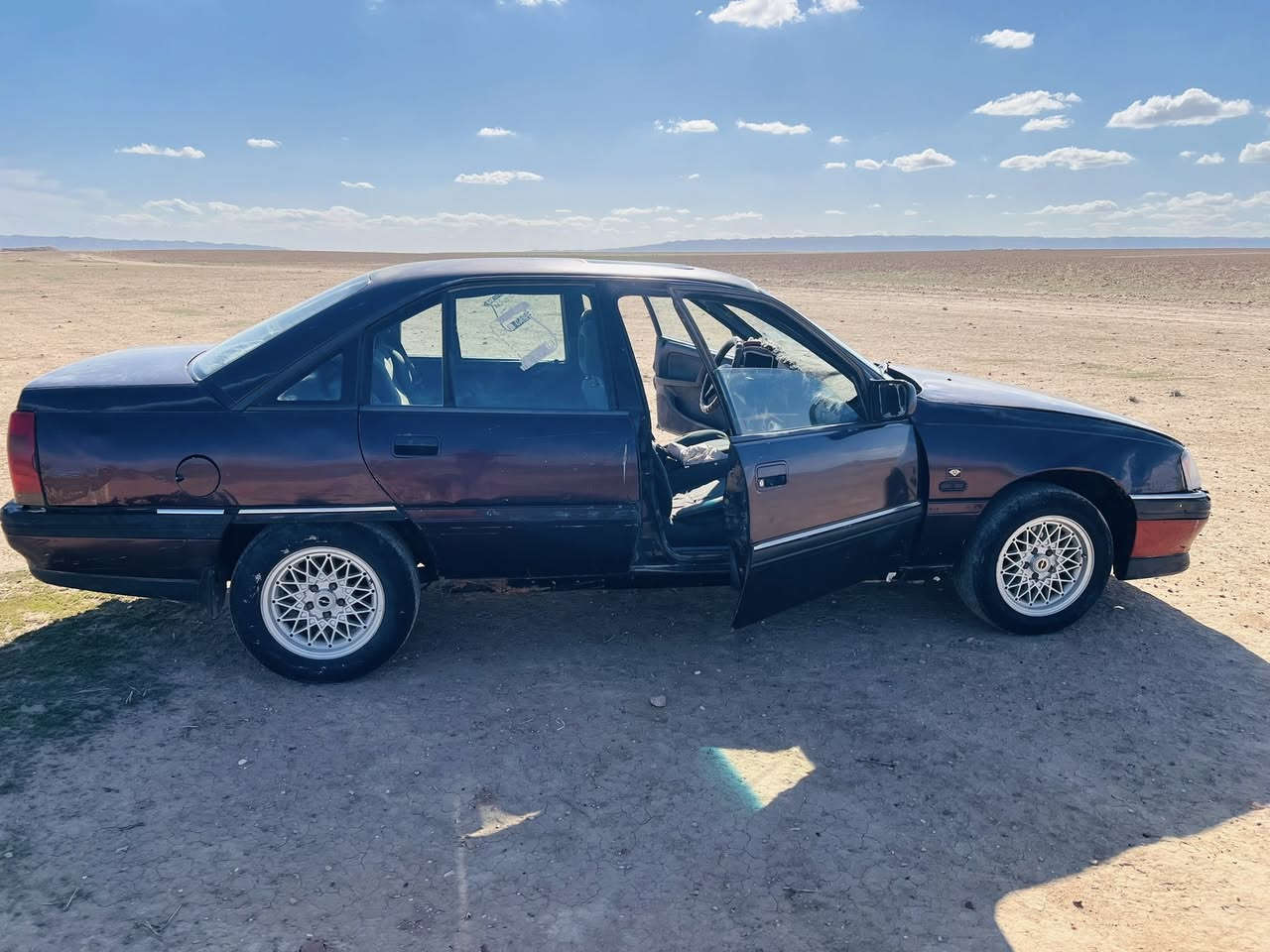 السلام عليكم اوبل اوميكا لبيع موديل 91رقم كركوك الاماني سنويه ساقطه من 2023محرك يبخر كير شرط ترهم مقدمه وبل شهر وكفيل ***********
