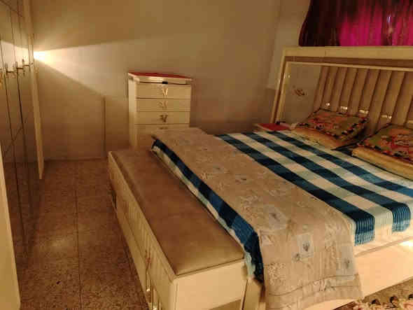 السلام عليكم  اغراض جديدة للبيع الغرفه نوم 1750وبيها مجال الكاونتر 800وبي مجال  الثلاجه 700وبيها  مجال العنوان بغداد حي العامل. الرقم ***********
