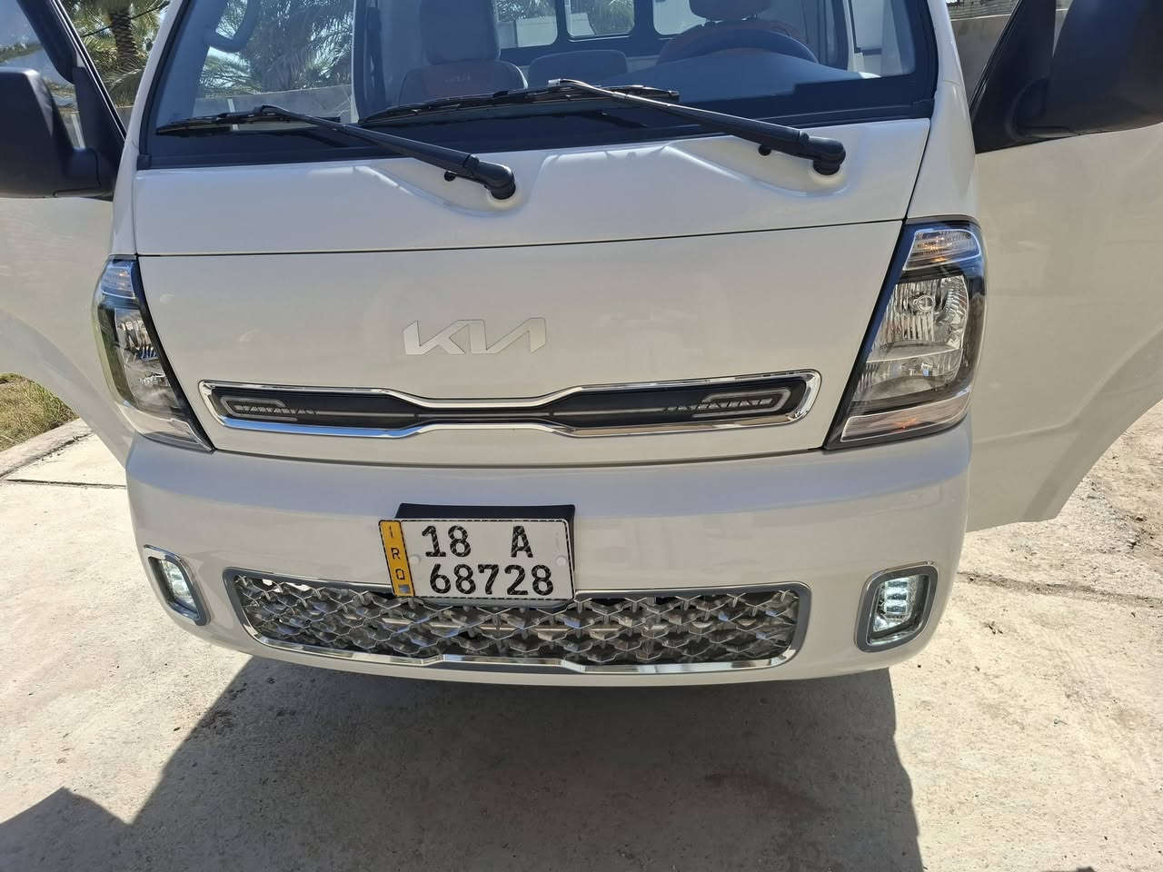 السلام عليكم
كيا 4000 فحل موديل ٢٤ ماشي ٣٥ بسمي من شركه 
فول سستم جام سلايت كفاله عامه سعر ١٩٥ 
استفسار *********** مكان بابل الشوملي خيكان
