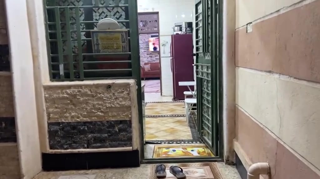 دار البيع مساحه ١٢٥ طابو الدار طابقين  البناء حديث ثاني فرع عن الشارع العام مدخل سيدعزال قرب سيطره الاتحاديه  للاستفسار ***********

