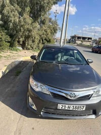 كامري للبيع موديل 2012كندي جامربغ وبونيد مبدل بيه بدون دواخل   تخم تاي...