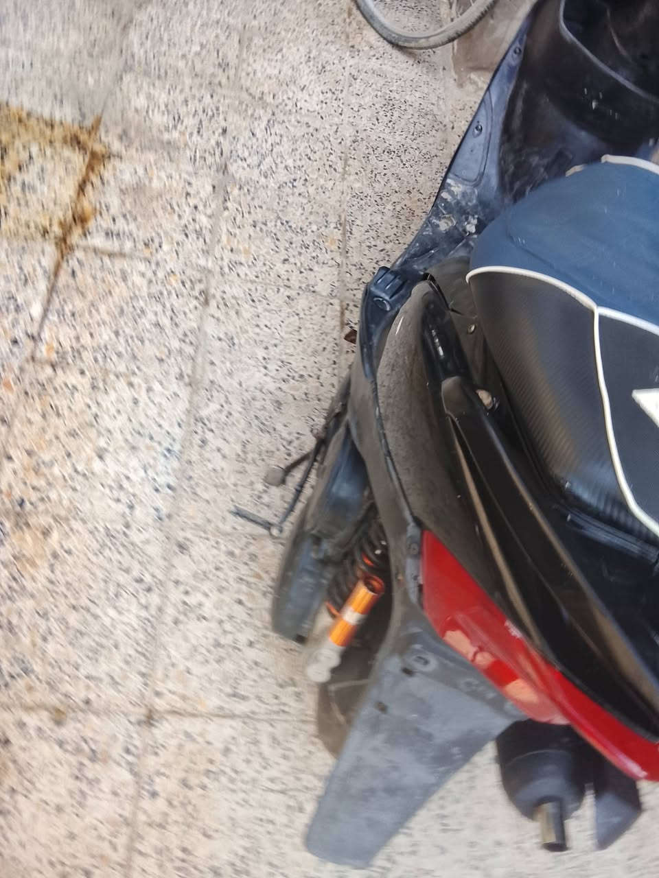 سلام عليكم دراجه ماكس عدله شغاله سلف هندر اشاير مكينه ناعمه مكاني الدوره ابو دشير السعر ٤٥٠ وبيها مجال قليل مكاني الدوره ابو دشير  ***********
