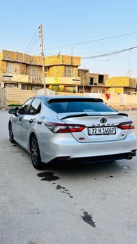كامري 23 سياره جديده حيل ثلاث قطع صبغ بدون ايرباك يعني الباب والباب ال...