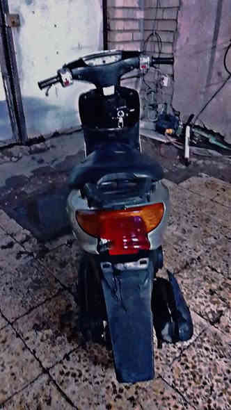 السلام عليكم ورحمة الله وبركاته دراجة عصفوريه سرعه 60 زوج تاير جديد نگره سلف صالنصه جديده كابريته اصليه كفرات بلاديه السعر 225 وبيه مجال بسيط المكان الدوره شارع الميكانيك الرقم ***********
