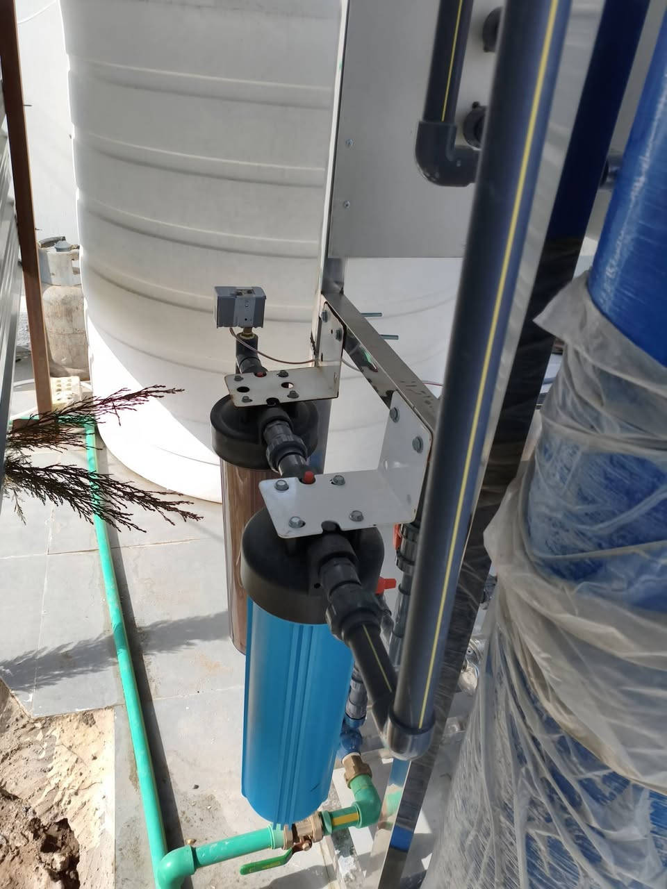 نضرة الوعود الكاذبة اعاده نشر محطه 250لتر بالساعه مشتغلة شهر واحد سل ستيل ماطورين ايطالي 3هاوز فلتر اوتماتيك تفاصيل في الفديو العنوان بغداد السعر 1750 مليون وسبعمائة ألف ***********
