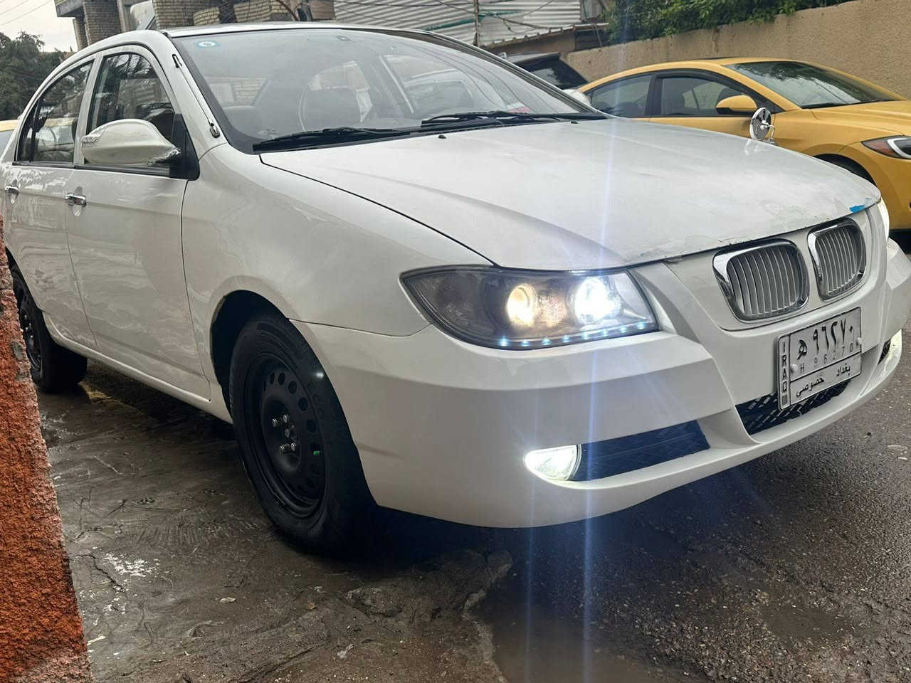 ليفان ٢٠١٢ابلاديه فقط دواير اوتوماتيك ياباني حديث صدر خلفي امامي جديد تخم تاير بالنايلون لايت زنون كامره خلفي تدفه تبريد شغال ريمونت السعر ٥٣ مكاني بغداد الشعب ***********
