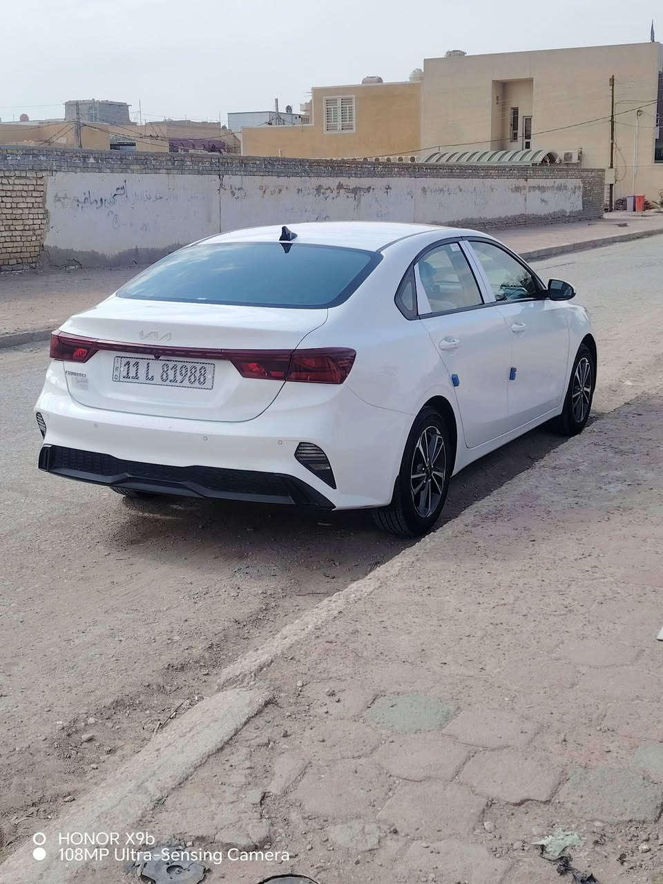 السلام عليكم سيراتو
للبيع محرك١٦٠٠ مكفوله كفاله عامه 
ماشيه ٩٠ سياره جديده مامتعوبه السعر ١٧٢ وبيه مجال*********** اتصل
