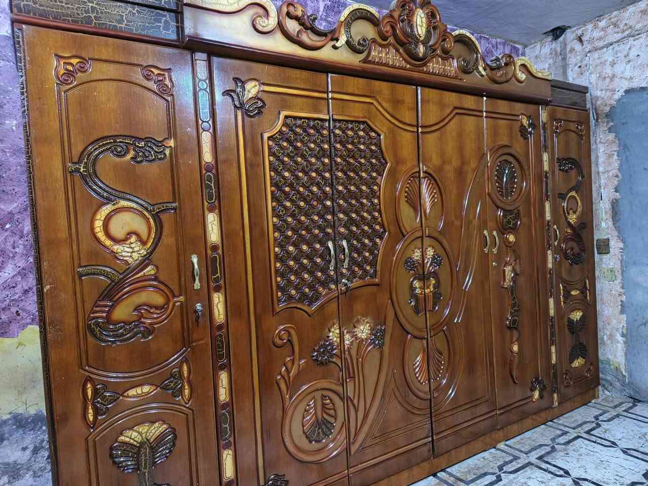 غرفه اخشاب أم السته نجاره تزكام جديده كلش نهايته ٦٥٠ مكان ناصريه ***********
