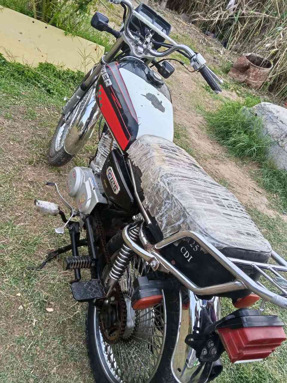 350 وبيها مجال تايكر


**إذا كنت صاحب هذا الإعلان وتريد حذفه لأي سبب، رجاءا أرسل رسالة إلى الدعم الفني**