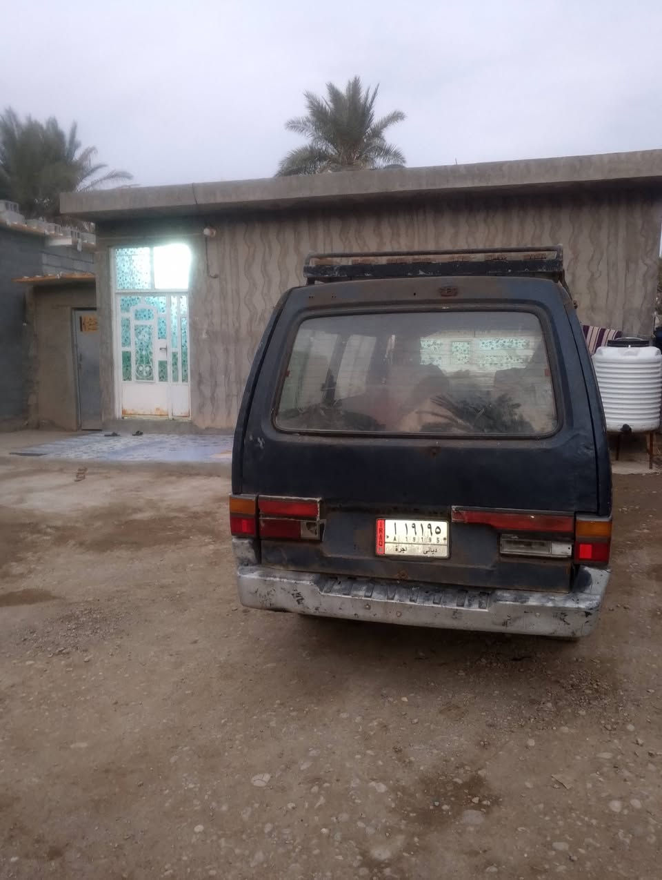 كيا بستا موديل 94 سنويه ل 27 السعر ب 20 ورقه وبيها مجال العنوان قضاء بلدروز سيارهد
***********
