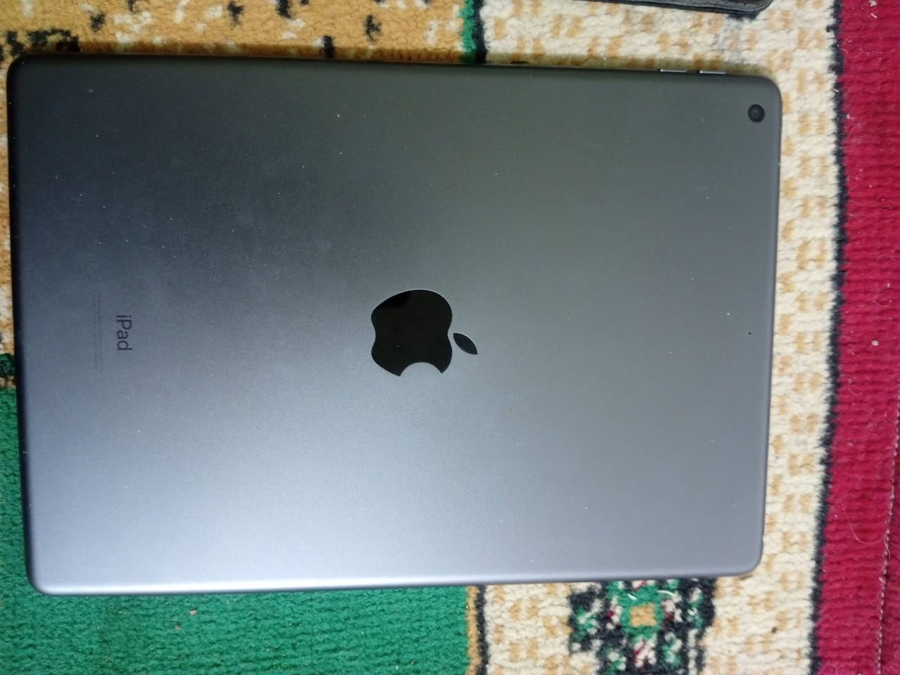 السلام عليكم ايباد ايفون للبيع 
شاحنه اصليه و كفر اصلي جهاز خير من الله 
السعر 300 الف 
‏‪***********‬‏ هاذا الرقمي بي بس وتس اب
