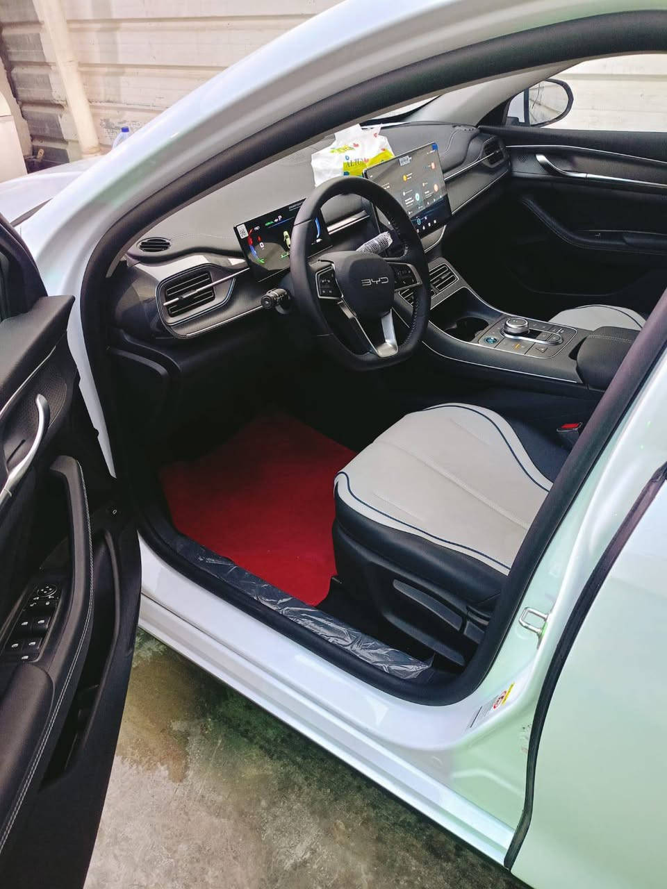 بي واي دي للبيع ومرقمه وكامله مكمله السعر 20قفل ***********
