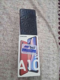 موبايل A10s.  نضيف جدا  غير داخل تصليح ابد  مع كارتونته  رايده ب٥٠  مك...