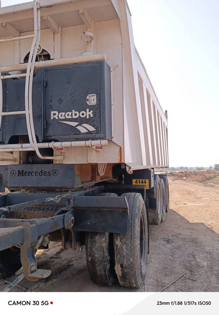 سلام عليكم مقطوره للبيع.. 2024..  3دناكير حداده حسين العكيلي... المكان نجف مشخاب ‏‪***********‬‏ بدون حراج الخاص مسدود الستفسار على الرقم ولي ما يشتري او يعامال لا يدخال رجان 🚫
