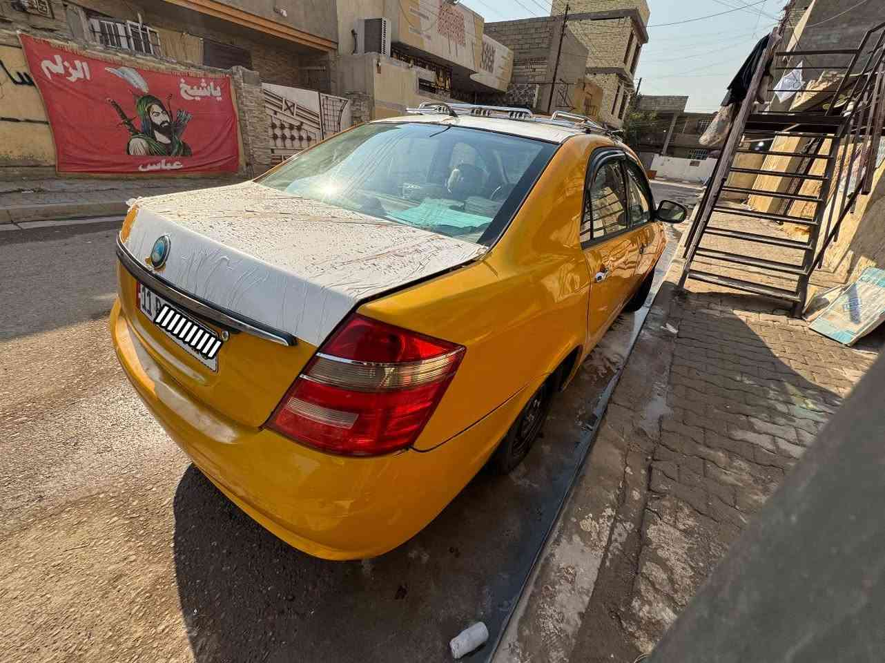 جيلي موبل موديل 2012 باسمي سنويه جديده مصفره هيئة وغرامات سياره نضيفه وجاهزه من كلشي صدر جديده تخم تاير تبريد مكينه مكفوله بيها جاملغ امامي كير عادي والنمره الثانيه تفلت مكاني بغداد جسر ديالى 
السعر 38وبيها مجال 
***********
