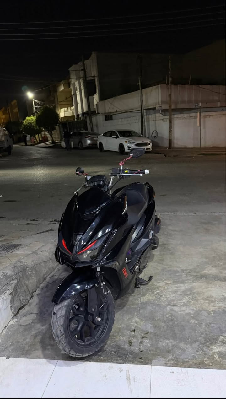 ماتۆرەکە یەک کێشەی نییە بەس شکاوی هەیە ئەویش بچوکە لەگەل گیجەکەی لەبەر باران وای لێ هاتوە ما باقی یەک کێشەی نییە دەگۆرمەوە بە شتێک دڵم بیگرێ بەس بە ئێرانی ناگۆرمەوە سعریشی ٦٥٠ هەزار و قفللل أربيل, العراق


**إذا كنت صاحب هذا الإعلان وتريد حذفه لأي سبب، رجاءا أرسل رسالة إلى الدعم الفني**