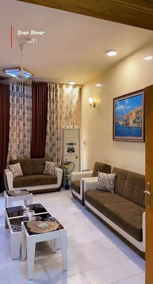 📢 اعلان 📢📢 اعلان 📢 
       👇               👇
⚜⚜ للبيع ⚜⚜ للبيع ⚜⚜
🏠 دار سكني طابو زراعي 🏠 
📐 المساحة٣٠٠متر📐 
🌍 الموقع / الحلة / شارع ٦٠ / قرب المطبخ الاسباني / يبعد عن شارع ٦٠ مسافة ٣٠ متر 
🏤 الواجهة ١٥متر والنزال ٢٠
🏤 يحتوي على٢ غرف نوم🌺  صاله كبيرة 🌺 هول 🌺 مطبخ كبير   🌺 حديقة 🌺كراج 
🏤 الارضيه مرمر 
📷 صور المنزل مرفقة مع الاعلان 👇
 ❓للاستفسار ⚜  زيارة مكتب الائتمان للعقارات والمقاولات في حي الجزائر مقابل مكبس التمور او 📞 الاتصال على هواتف المكتب 
☎️*********** محمد الزبيدي 
☎️ *********** سيد وليد 
☎️ *********** سيد وليد 
⚜⚜⚜⚜⚜⚜⚜⚜⚜
