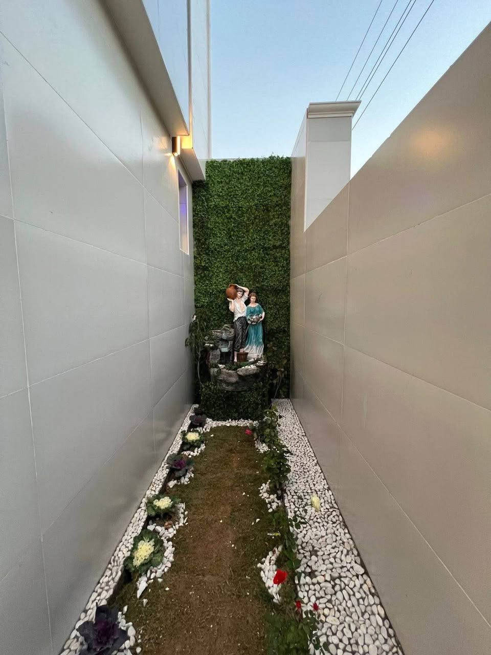 دار للبيع او المراوس حي الجامعة النجف الأشرف 
المساحة ٢٠٠م طابقين vip قطاع ٢٦
اربع غرف نوم
 موقع مميز خلف معرض الفنجان 

للاستفسار مراجعة مكتب الدر او إلاتصال ع الأرقام المذكورة 

***********ابو عباس سجاد العنتاكي 
يتوفر واتساب 

***********حسين الاعسم 
يتوفر واتساب 

#نستقبل_عروضكم_العقارية_في_كافة_احياء_النجف_الاشرف_اهلاً_وسهلاً النجف, العراق
