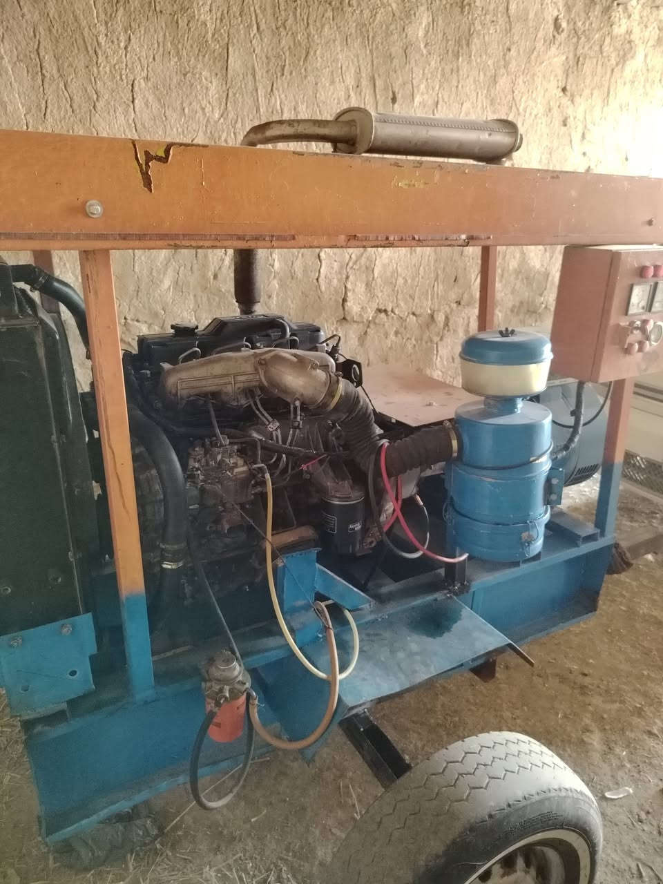 بعد السلام محرك كيه توليد مع مولده 30kv شغال مابيه اي عيب درجه اولى 
غير متواجد على الخاص اتصل على الرقم وتدلل***********
