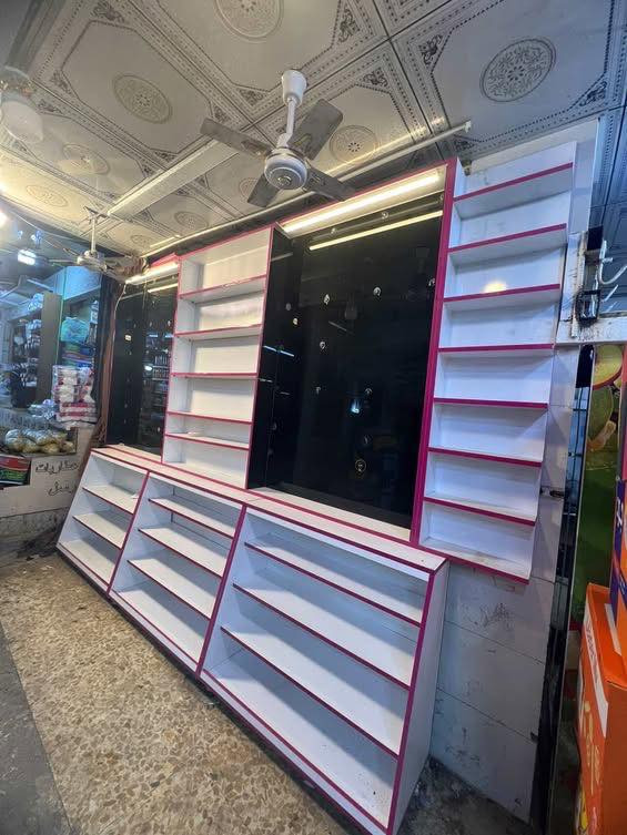 سلام عليكم ديكور حديث جديد لبيع الأستفسار علئ الرقم *********** بي واتساب
