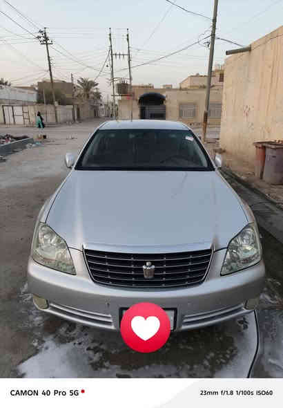 اللهم صلي ع محمد وال محمد
 تيوتا كراون شاهينه مديل 2005 بصمه رصاصي
 جام تحكم بلبصمه يصعد وينزل
 ستيرن تحكم كهربائي
2 دكم كرستال 
داخل  رصاصي
اربع كشنات كهرباي
شاشه تلفزيون
فول تحكم سترين
ويل وتخم  تاير بلادي نفطي
مكينه جبيره شاصي 182
  سياره كص قماره 
شغل درجه اول جديده طك كارتون شرط 
السياره ادوات 
 السعر 48 بيه مجال قليل 

 رقم تلفون ***********
