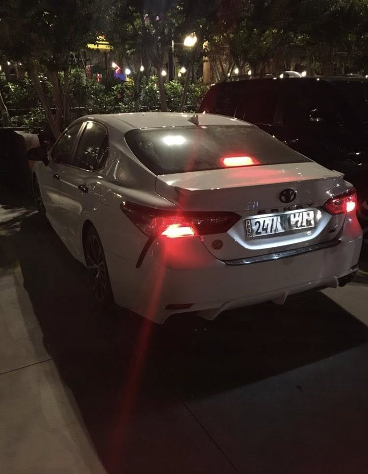 كامري 2019 se
كلين فقط دعاميه صبغ وتقليم صغير جاملغ الخلفي

ماشيه 110 ميل 

داخل رصاصي واسود المرغوب 

السعر 220 /***********
