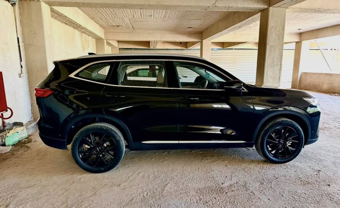 السلام عليكم /

للبيع Haval H6 موديل 2024

رقم بغداد  باسمي .. ماشية 18 ألف كيلو

السيارة جديدة ونظيفة كلش وبعدها بضمان الشركة وكفالة عامة ما بيها أي ملاحظات 

السعر 30 مليون وبيه مجال بسيط للمشتري الجاد
***********
