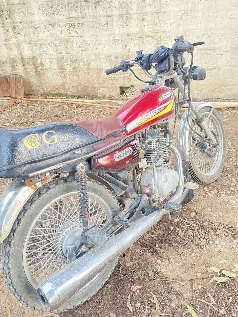 سلام عليكم دراجه نامي برو موديل 19 نضيفه كهربائية يشتغل لايت شغال سلف يشتغل محرك مابي صرف نضيف سعر 250 مكاني سيطره كيوان ***********
