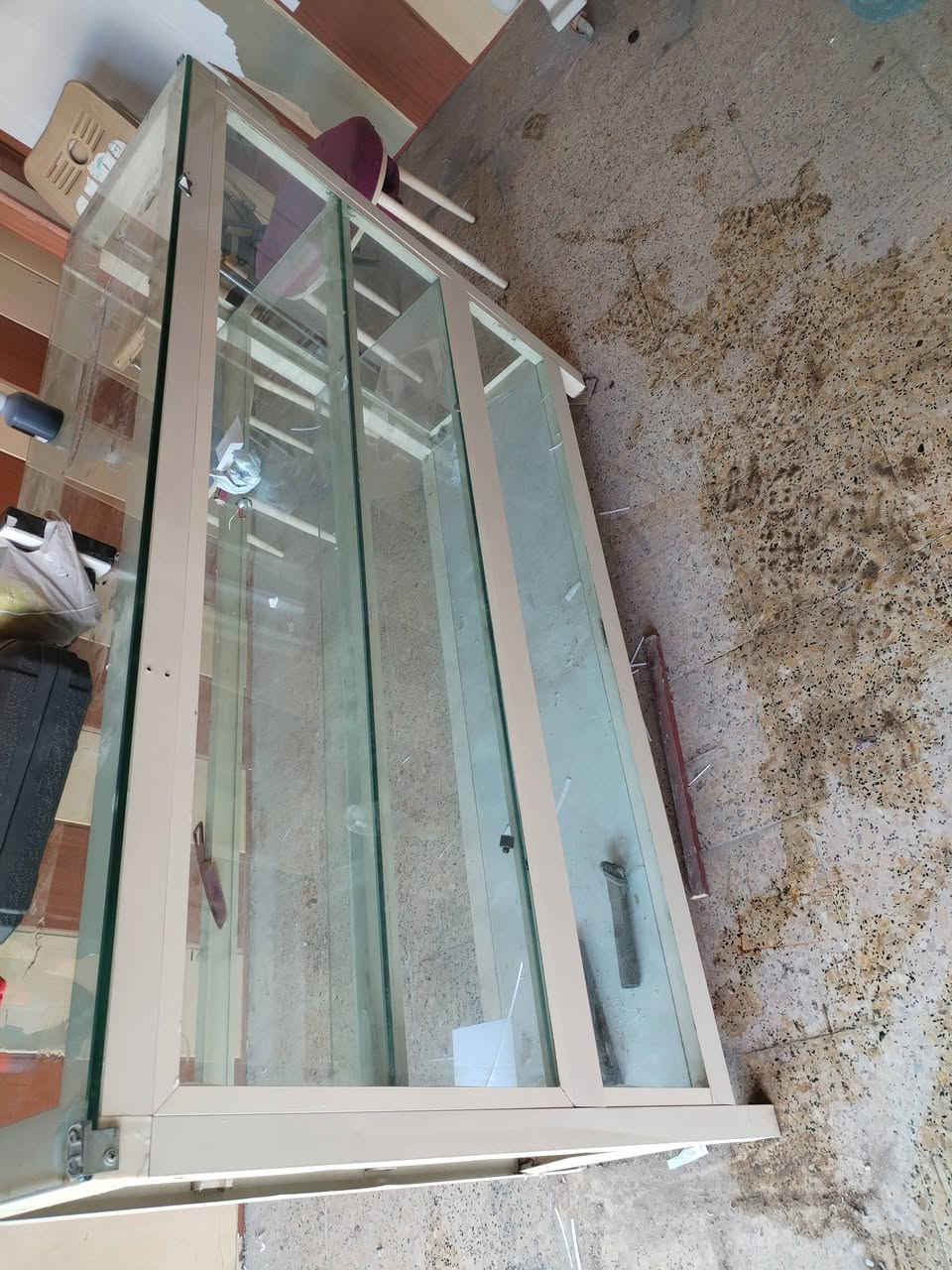 المبرده خمسين الف
شغال كل  عيب  مابي

الاعلان  عشرين الف

الكراسي  كلها 10 الف 

الميز العرض  ماخذه ب 130 الف   ابيعه  ب70 الف  زجاج ثخين  يتحمل  اوزان


**إذا كنت صاحب هذا الإعلان وتريد حذفه لأي سبب، رجاءا أرسل رسالة إلى الدعم الفني**