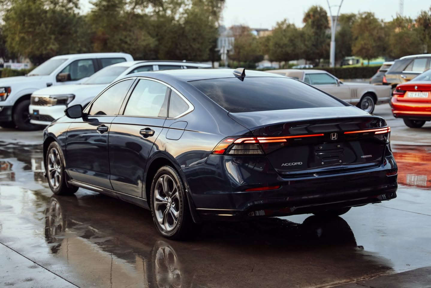 هوندا أكورد 2023
مكينة 2000 هايبرد – فئة EX-L
السيارة نظيفة جدًا
بدون صبغ، بدون إيرباك
الماشي: 40 ألف
السعر: 188 ورقة

للاستفسار: ***********
