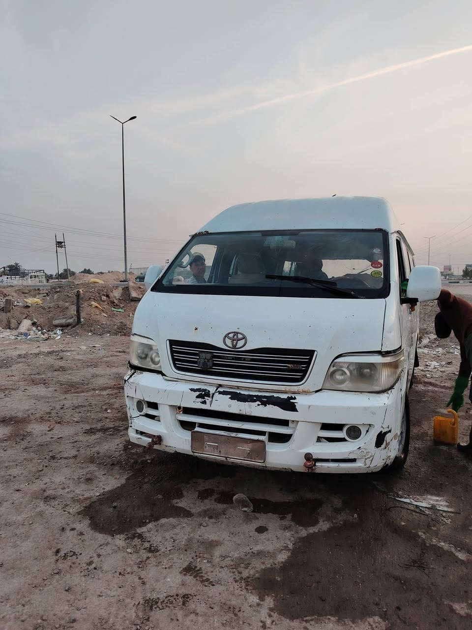 شيري2012
رقم صدامي
مكينه ففيتي
راعيها موجود
ب30 وبيها مجال
***********
