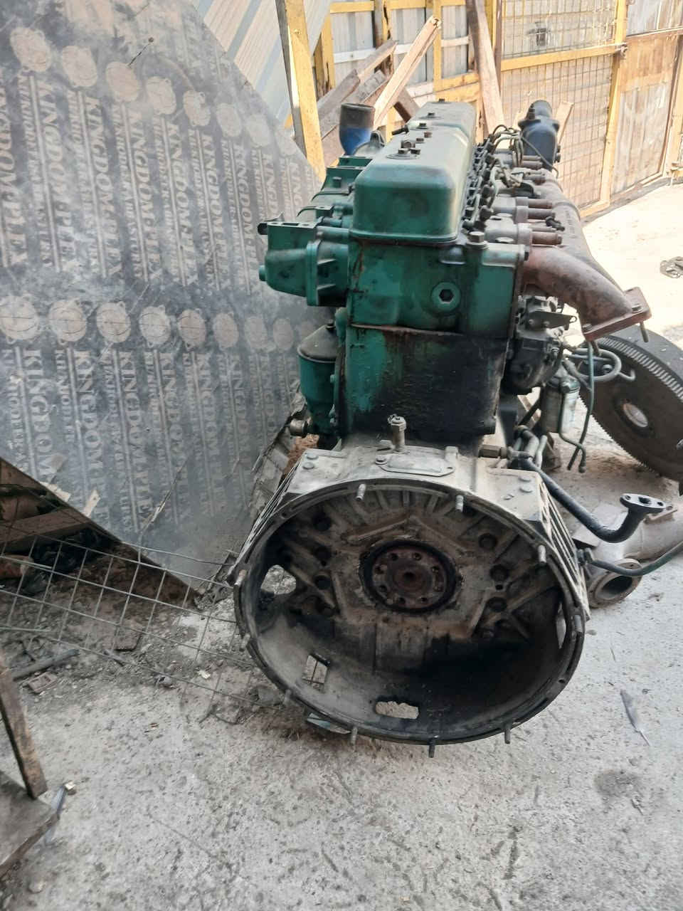 مولده ١١٣ بم ٨٨ مكينا لا صرف ولا بخار تجفيت جديد
مكينه طلع بيها صوت احنه نبيع كاطعه كرنك 
١٥ ورقه  
رقم الهاتف ***********

